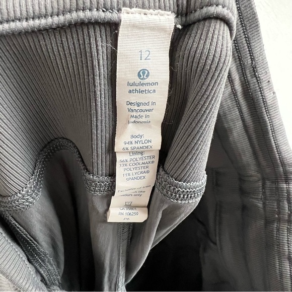 Lululemon Studio Crop Pants 12 - Picture 4 of 7